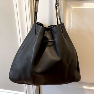 Gucci Leather  Black Medium Bucket Bag